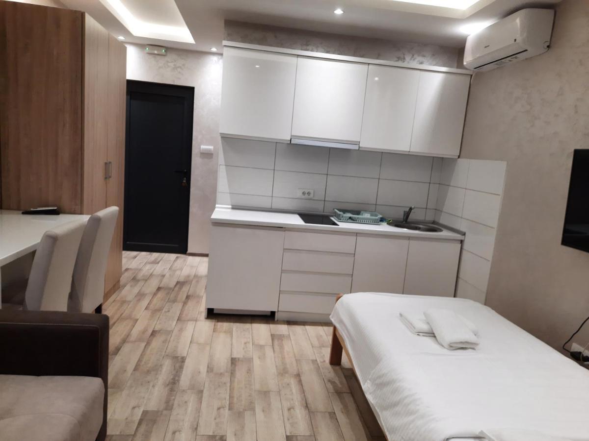 Dubai Apartmani Novi Pazar Exteriör bild