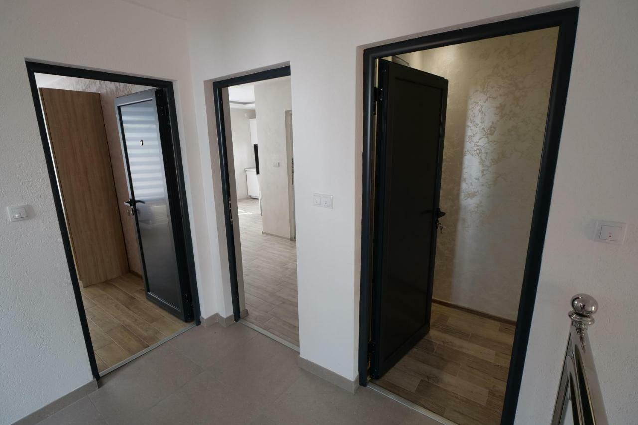 Dubai Apartmani Novi Pazar Exteriör bild