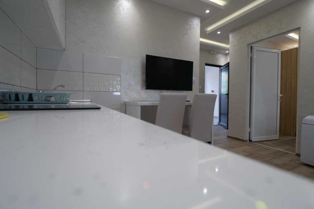 Dubai Apartmani Novi Pazar Exteriör bild