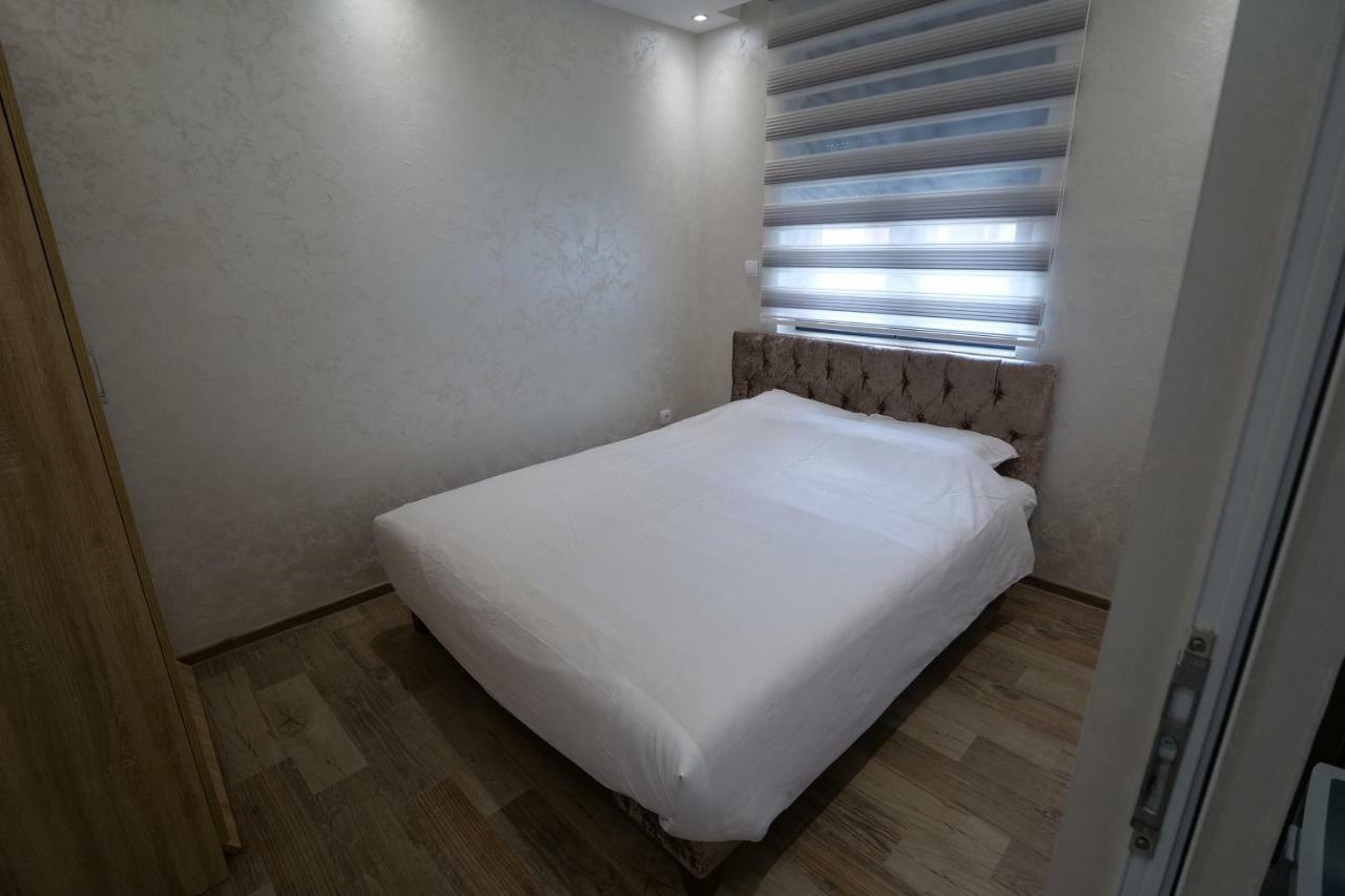 Dubai Apartmani Novi Pazar Exteriör bild
