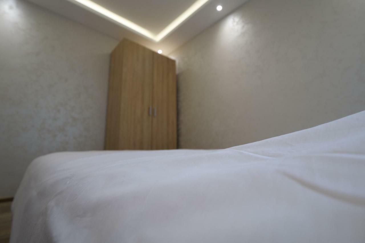 Dubai Apartmani Novi Pazar Exteriör bild